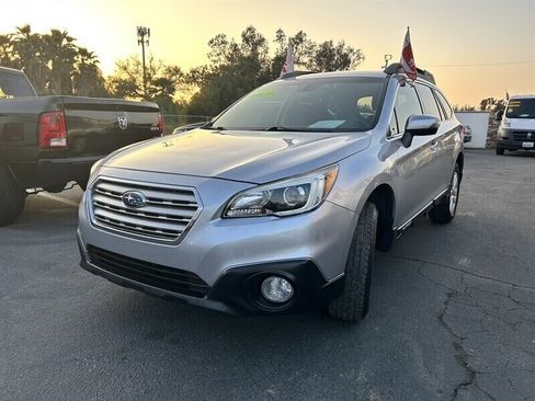 Used 2017 Subaru Outback 2.5i Premium image 33