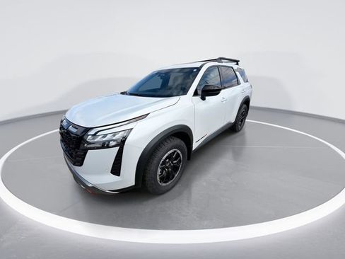 New 2026 Nissan Pathfinder Rock Creek w/ Rock Creek Premium Package AWD/4WD image 4