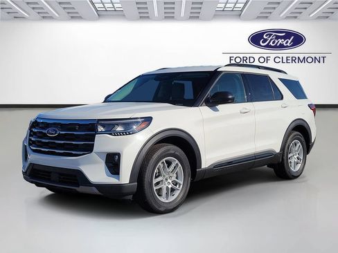 New 2026 Ford Explorer Active w/ Active Comfort Package RWD image 2