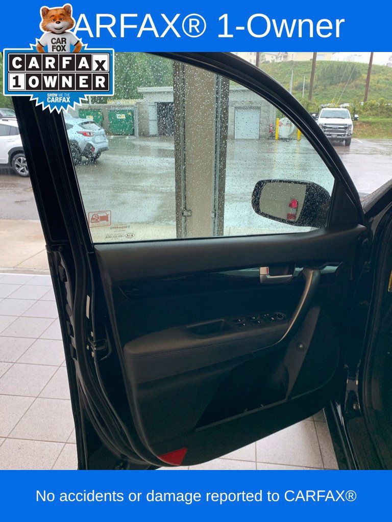 Used 2014 Kia Sorento LX AWD/4WD image 5