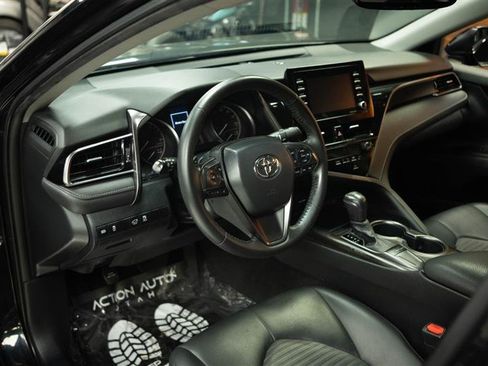 Used 2024 Toyota Camry SE w/ Convenience Package FWD image 9