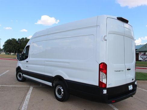 Used 2023 Ford Transit 250 148 High Roof Extended RWD image 2