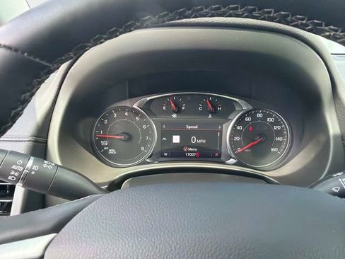 Used 2023 GMC Terrain SLT w/ Infotainment Package II FWD image 28