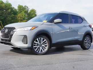 Certified 2023 Nissan Kicks SV image 1