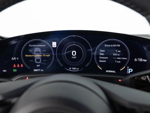 Used 2021 Porsche Taycan 4S image 35