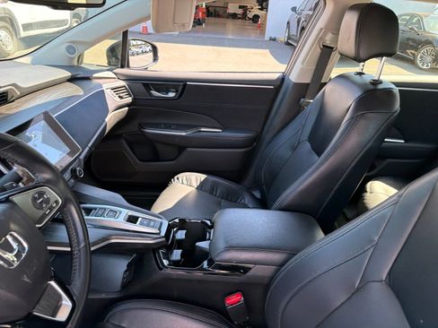 Used 2018 Honda Clarity Touring image 9