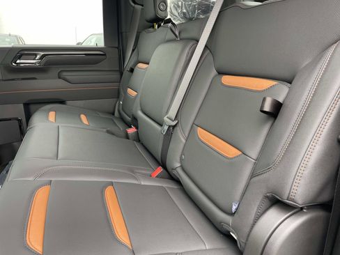 New 2026 GMC Sierra 2500 AT4 w/ AT4 Premium Plus Package image 25