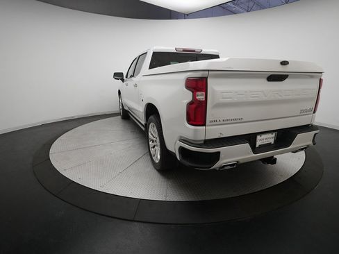 Used 2022 Chevrolet Silverado 1500 High Country image 34