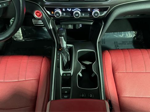 Used 2019 Honda Accord Sport image 12