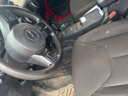 Used 2014 Jeep Wrangler Unlimited Sport w/ Max Tow Package image 6