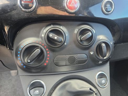 Used 2015 FIAT 500 Pop image 18