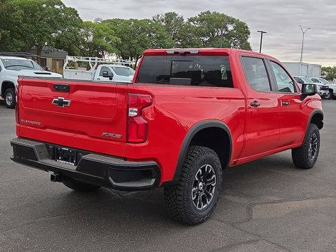 New 2026 Chevrolet Silverado 1500 ZR2 AWD/4WD image 4