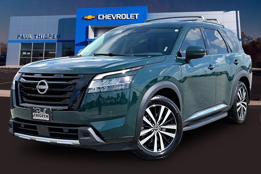 Used 2024 Nissan Pathfinder Platinum w/ Lighting Package (N93) AWD/4WD image 4