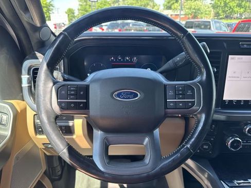 Used 2024 Ford F250 Lariat w/ Chrome Package AWD/4WD image 11