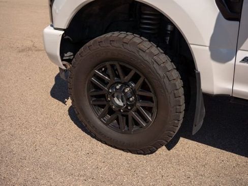 Used 2019 Ford F250 Lariat AWD/4WD image 9