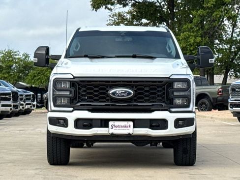 Used 2024 Ford F250 Lariat w/ Lariat Ultimate Package AWD/4WD image 2