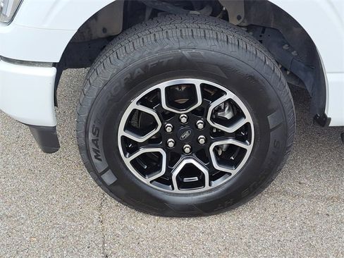 Certified 2022 Ford F150 XLT w/ Equipment Group 302A High image 9