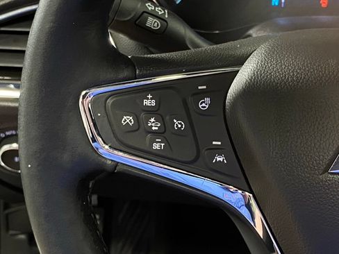 Used 2018 Chevrolet Cruze Premier w/ Premier True North Edition FWD image 36