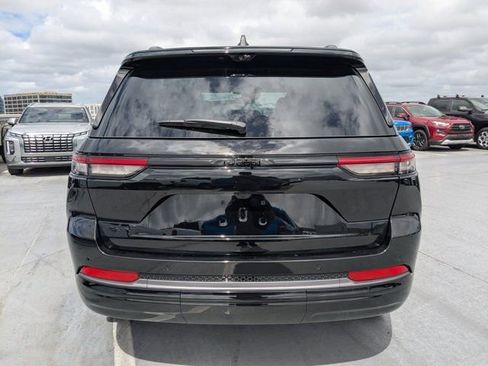 New 2026 Jeep Grand Cherokee Limited Reserve image 4