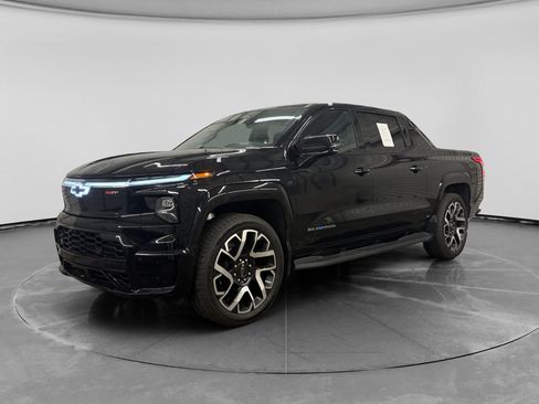 Used 2025 Chevrolet Silverado EV RST AWD/4WD image 1