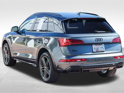 Certified 2025 Audi Q5 e Premium Plus w/ Premium Plus Package AWD/4WD image 5