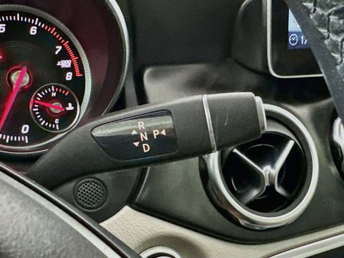 Used 2019 Mercedes-Benz GLA 250 image 25