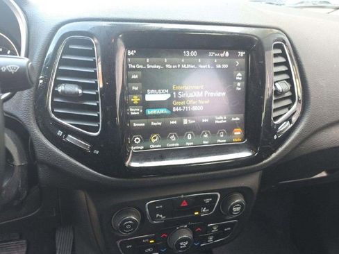 Used 2018 Jeep Compass Limited w/ Navigation Group image 6