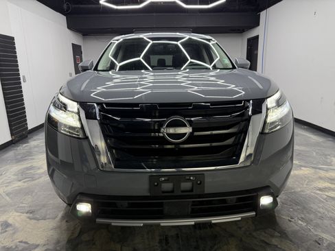 Used 2022 Nissan Pathfinder Platinum image 7