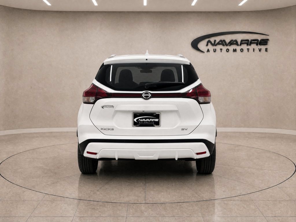 Used 2023 Nissan Kicks SV FWD image 6