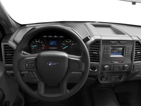 Used 2017 Ford F250 XL w/ Power Equipment Group AWD/4WD image 39