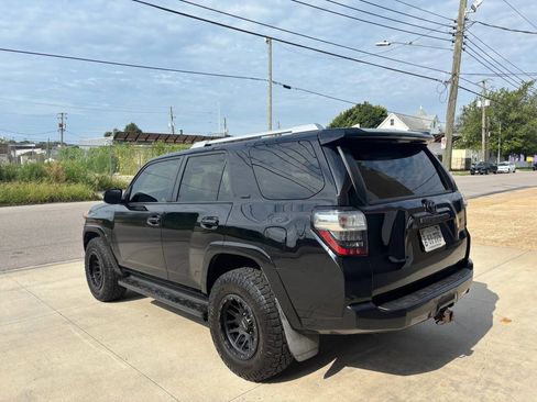 Used 2016 Toyota 4Runner SR5 Premium AWD/4WD image 3