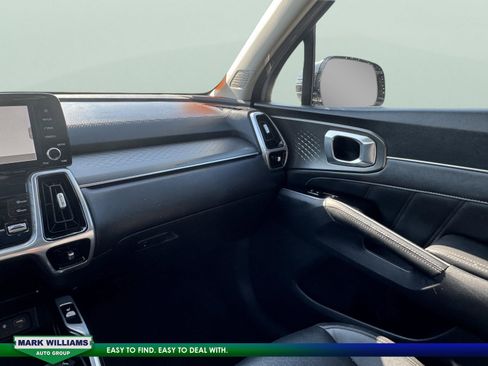 Used 2023 Kia Sorento SX image 14