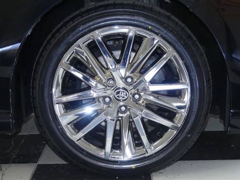 Used 2021 Toyota Camry SE AWD/4WD image 28