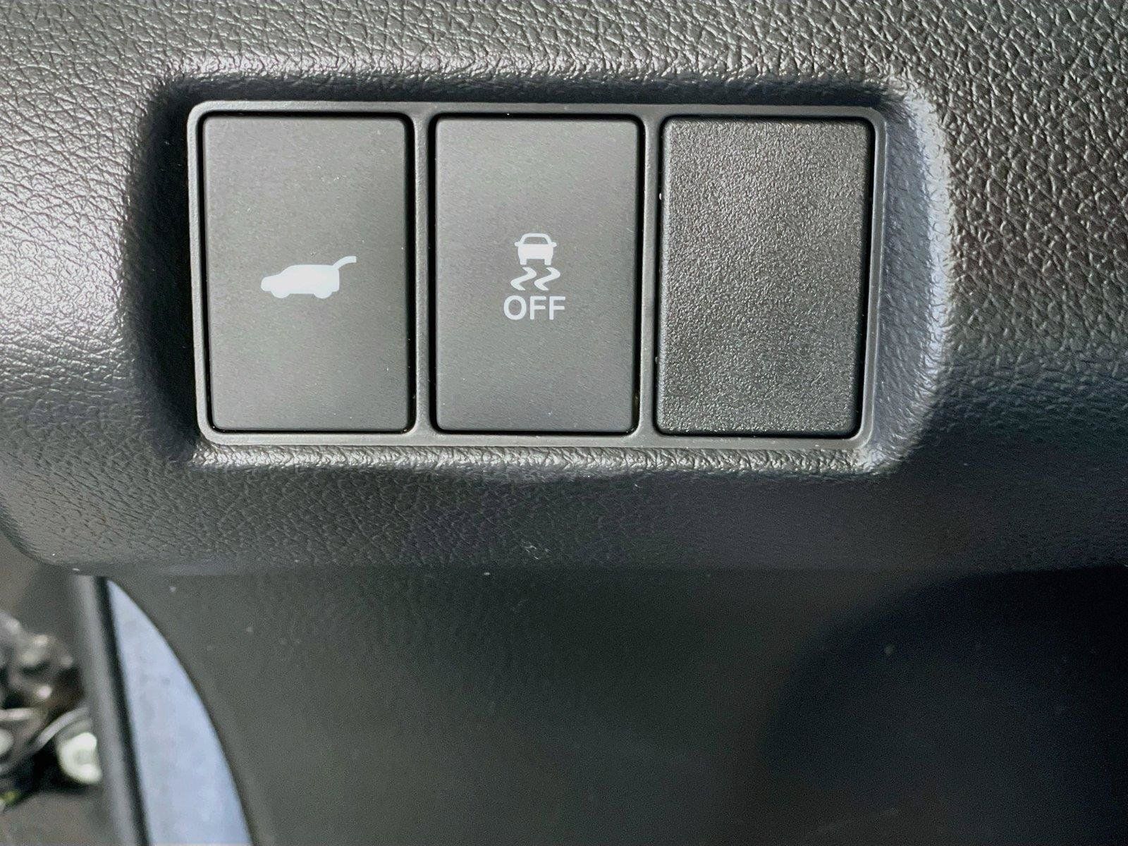 Certified 2025 Honda Pilot Touring image 15