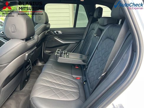 Used 2023 BMW X5 xDrive40i w/ M Sport Package AWD/4WD image 37