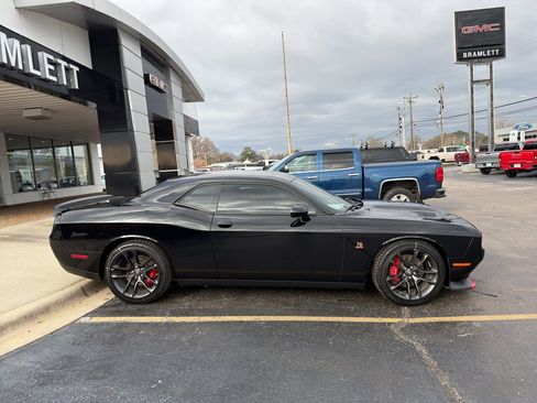 Used 2022 Dodge Challenger R/T Scat Pack w/ Plus Package image 4