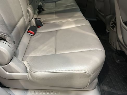 Used 2013 Honda Pilot Touring image 21