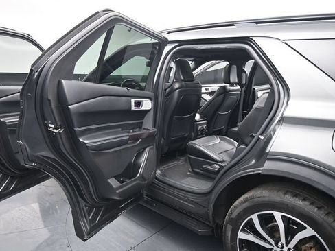 Used 2020 Ford Explorer ST w/ Premium Technology Package AWD/4WD image 19