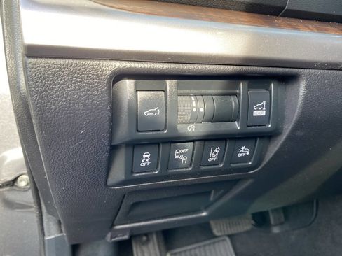 Used 2019 Subaru Outback 3.6R Limited w/ Protection Package #1 image 18