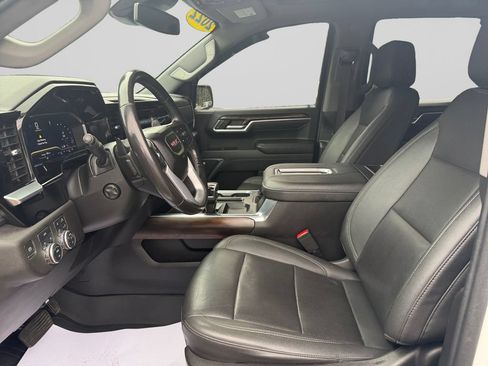 Used 2022 GMC Sierra 1500 SLT w/ SLT Convenience Package AWD/4WD image 13