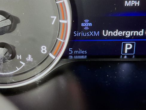 New 2025 Nissan Altima 2.5 SR image 17