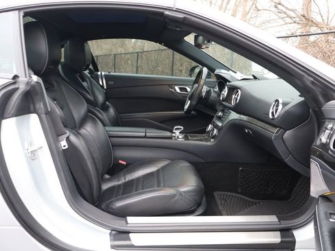 Used 2013 Mercedes-Benz SL 63 AMG image 38