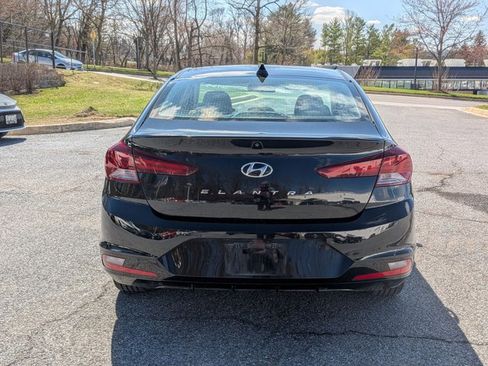 Used 2019 Hyundai Elantra SEL image 5