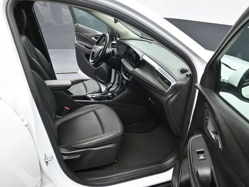 Used 2024 Buick Encore GX Sport Touring image 27