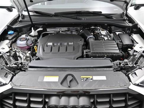 New 2025 Audi Q3 2.0T Premium image 15