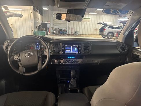 Certified 2023 Toyota Tacoma SR AWD/4WD image 17