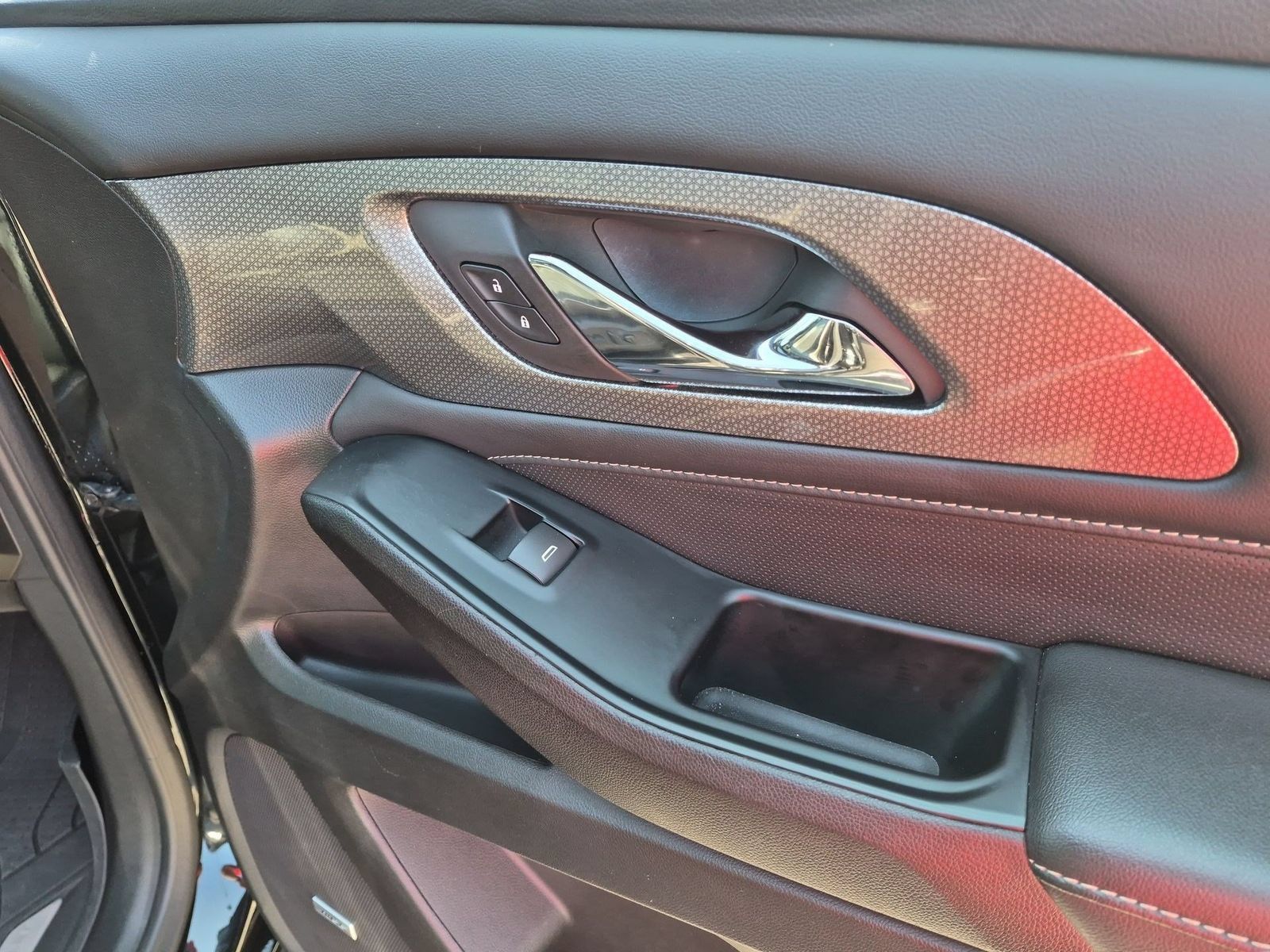 Certified 2023 Chevrolet Traverse Premier FWD image 30
