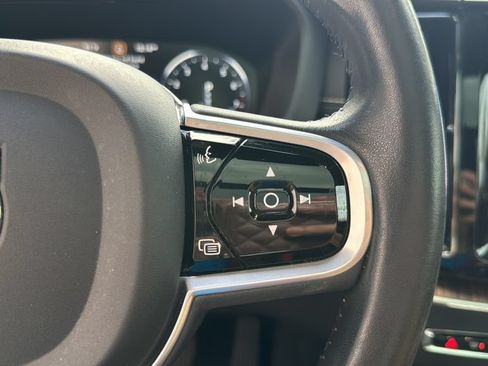 Used 2021 Volvo XC60 T5 Inscription w/ Advanced Package AWD/4WD image 22