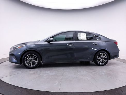 Certified 2023 Kia Forte LXS w/ LXS Technology Package FWD image 36