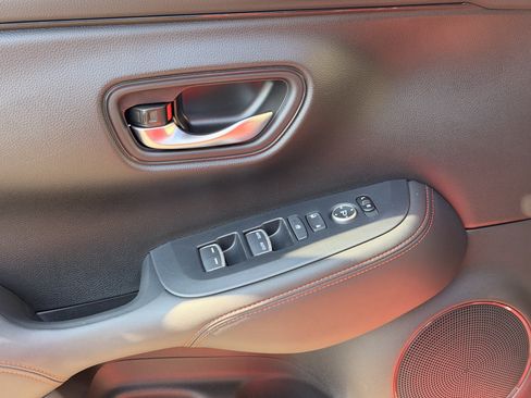 Certified 2025 Honda HR-V Sport image 10